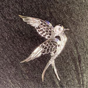 Vintage Sarah Coventry “Peace, 1971” Silver-tone Brooch